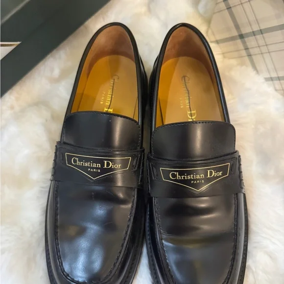 Dior women Black Leather Loafers - Picture 2 of 10